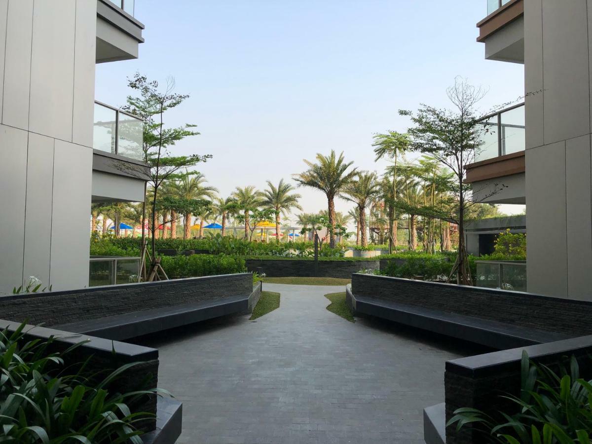 Gold Coast Pik Sea View Apartments By Longesuites Jacarta Exterior foto